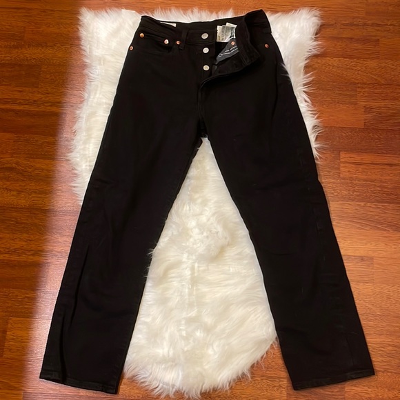 Levi’s Jeans Size 27 Black Button fly - Picture 1 of 8